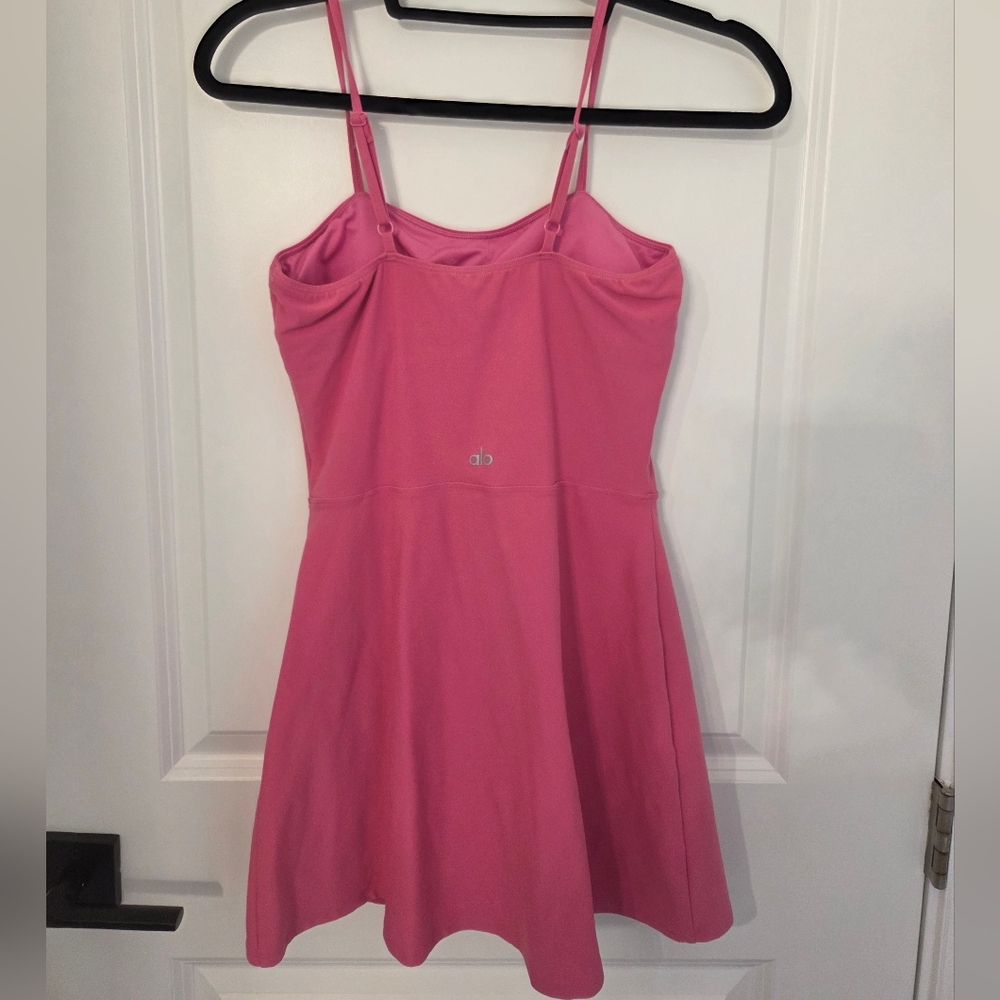 ALO Yoga Hot Pink Sports Bra with Built-in Cups - Picture 2 of 3